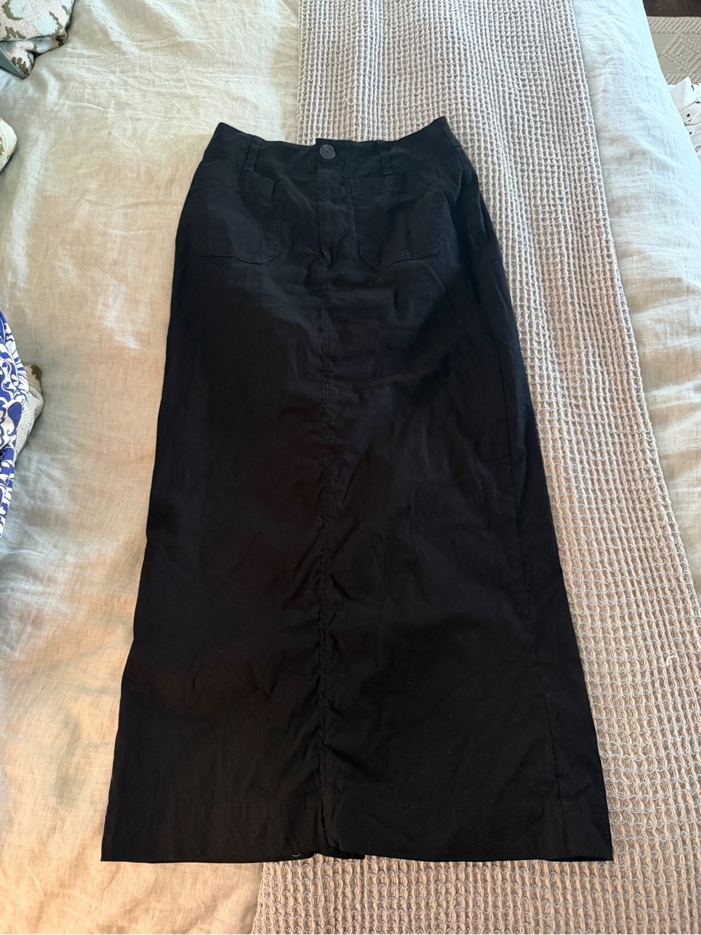 Anthropologie Black Women's Midi Skirt - Classic Straight Fit